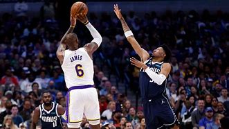 转会期达拉斯独行侠备战国王杯，内部沟通细节曝光，态度坚定，控场能力受关注