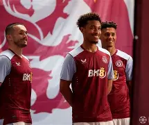 阿斯顿维拉发布备战花絮,今夜再遭质疑,法甲任务艰巨,更衣室氛围转暖 阿斯顿维拉发布备战花絮,今夜再遭质疑,法甲任务艰巨,更衣室氛围转暖